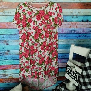 🌹 roses print Carly